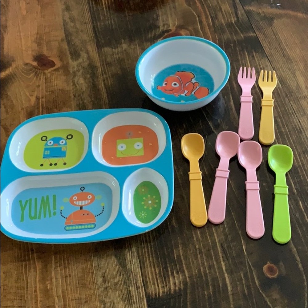 Toddler misc dinnerware